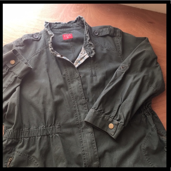 Elle XXL Ladies Army Green Jacket w Floral Lining - Picture 2 of 6